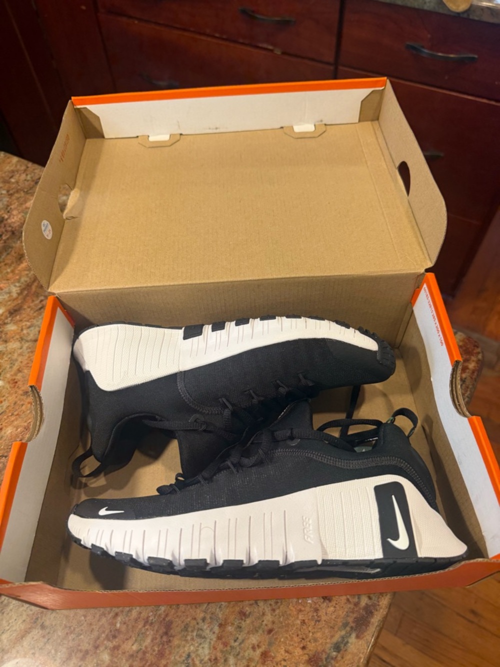 Nike Metcon 6 Black and White Training Sneakers - Picture 5 of 7
